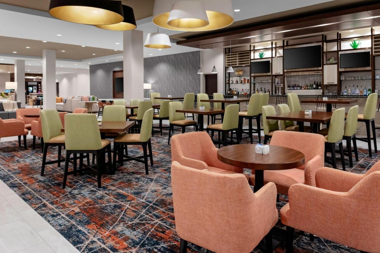 Hilton Garden Inn Chandler Downtown Exteriör bild