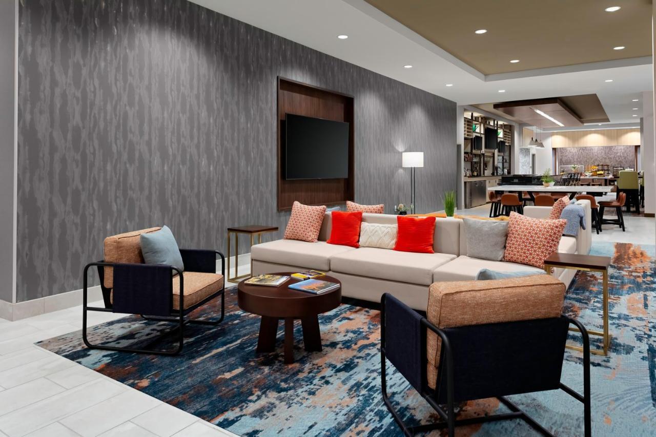 Hilton Garden Inn Chandler Downtown Exteriör bild