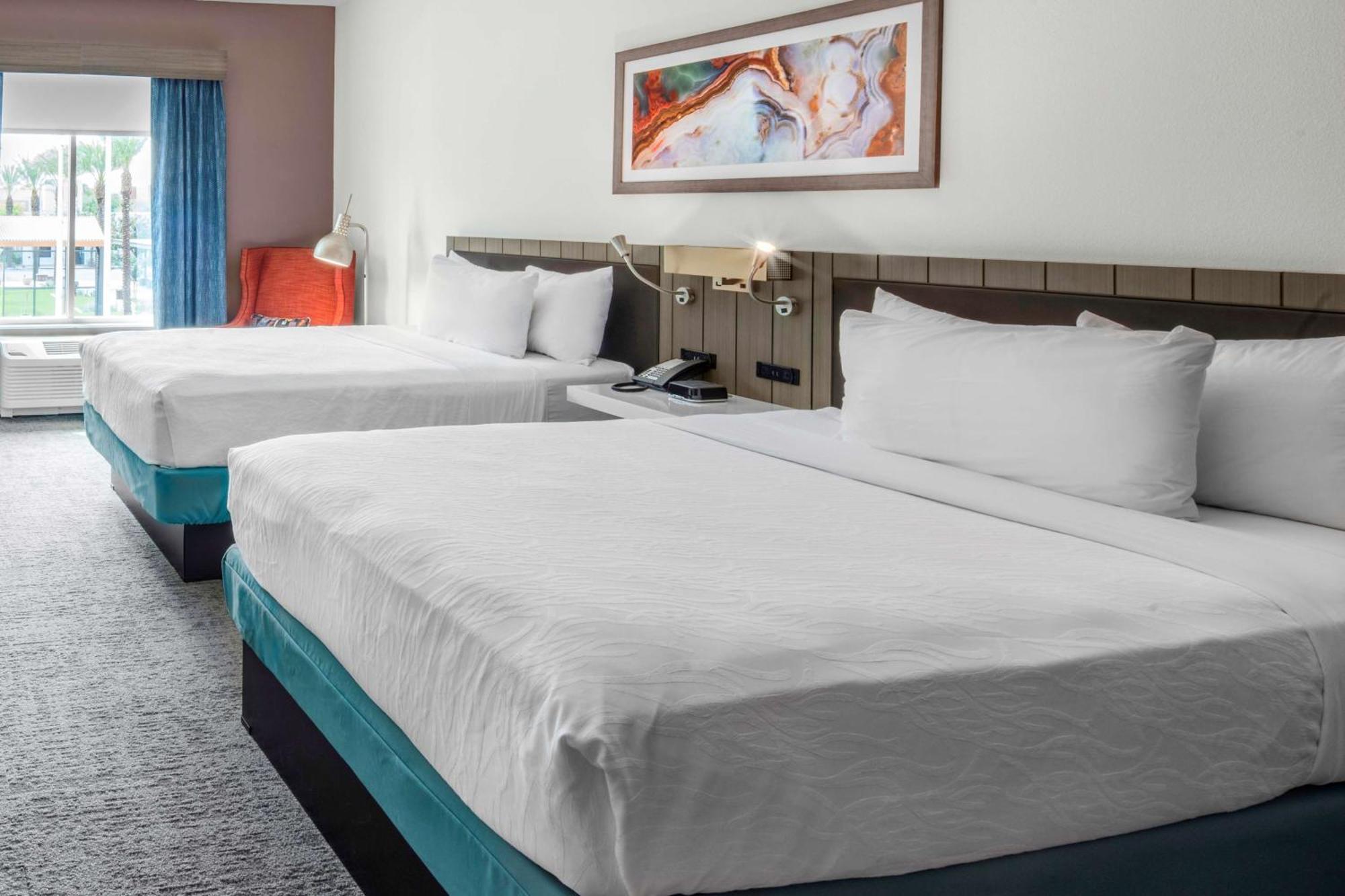 Hilton Garden Inn Chandler Downtown Exteriör bild